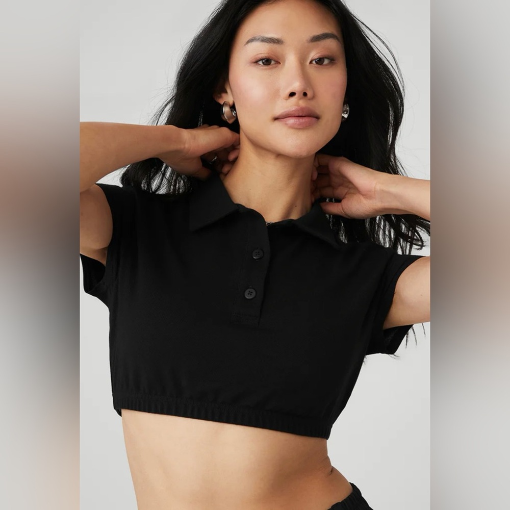 ALO Yoga NWT Cropped Prestige Polo Black Top Size M - Picture 3 of 9